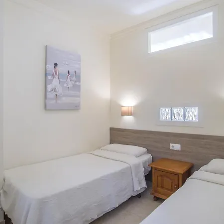 Marina View Sunny Appartement