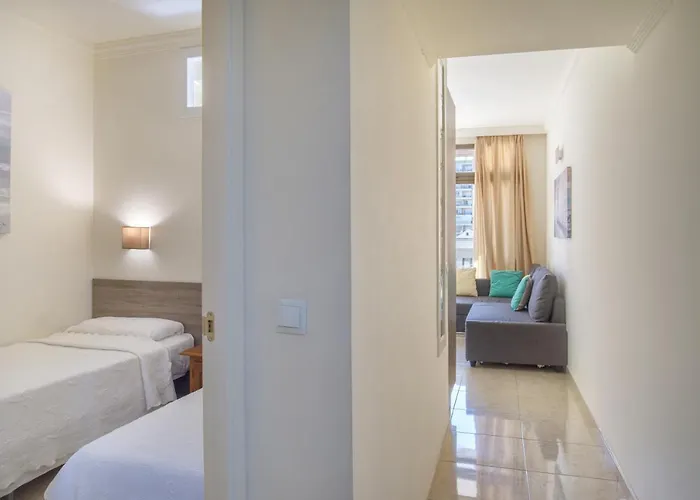 Marina View Sunny Appartement *