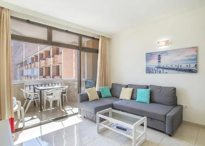 Marina View Sunny Appartement